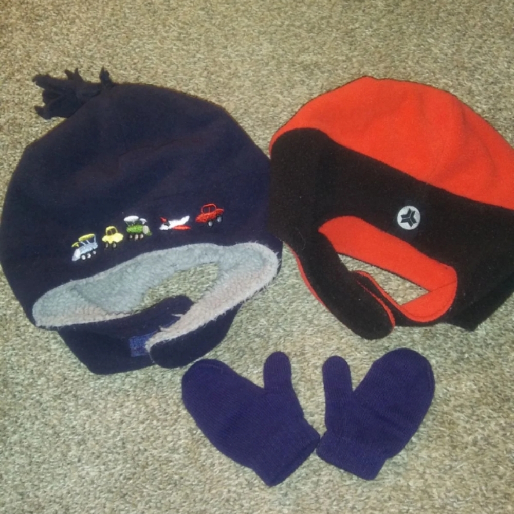 Hat and Mittens Set